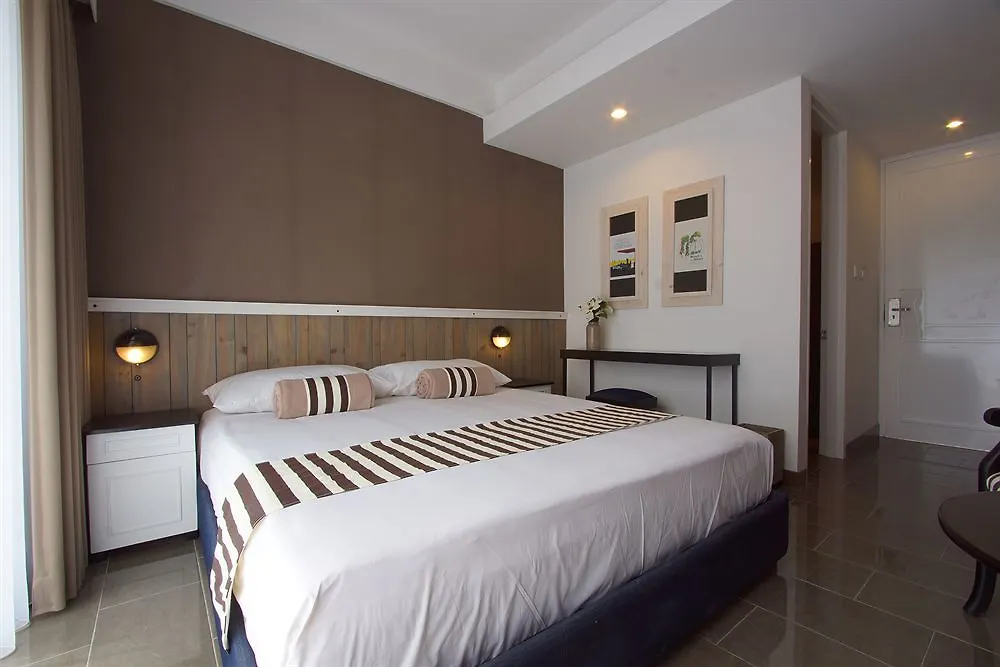 Ariva 7 Bidadari Bali Hotel Seminyak  3*, Seminyak (Bali)