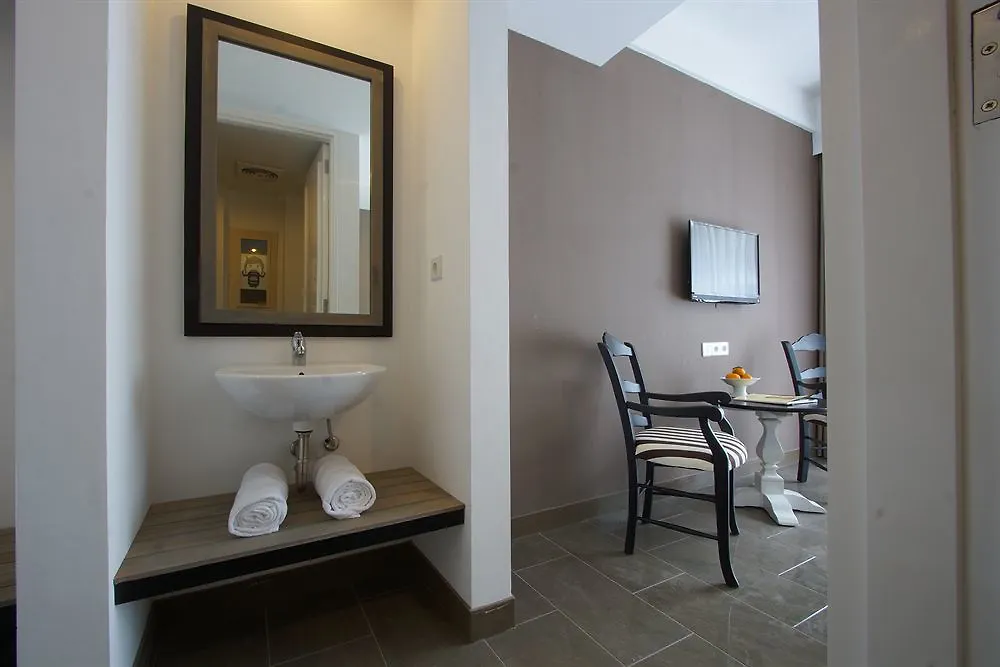 Ariva 7 Bidadari Bali Hotel Seminyak   Seminyak (Bali)